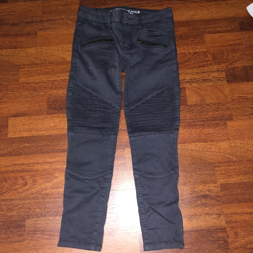 American Eagle Grey Crop Moro Jeggings